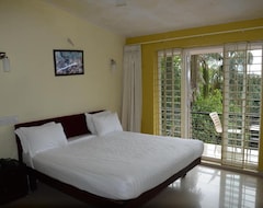 Khách sạn Caveri Residency (Madikeri, Ấn Độ)