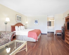 Hotelli Baymont Inn and Suites (Paris, Amerikan Yhdysvallat)