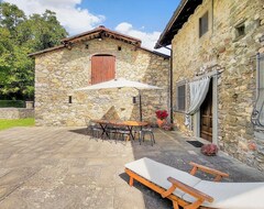 Cijela kuća/apartman New! Cottage, Private Pool, Beautiful Mountain Views, Wifi, Walk To Restaurant (Piazza al Serchio, Italija)