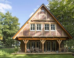 Casa/apartamento entero Villa With Luxurious Facilities - The Cottage (Langeln, Alemania)