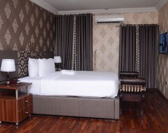 MAHOGANY HOTEL AND SUITES (Ibadan, Nigerija)