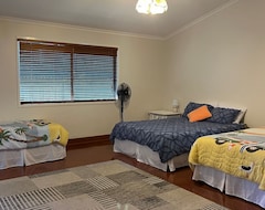 Hele huset/lejligheden 36 Bombala Crescent - Rainbow Beach - Pets Welcome - Boat Parking - Plenty Of Room For Everyone (Tin Can Bay, Australien)