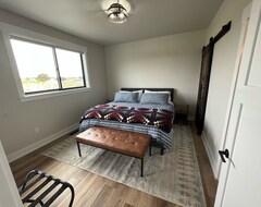 Toàn bộ căn nhà/căn hộ New Custom Multi Master + Sleeping Room Golf Course Home W/ Outdoor Living Area (George, Hoa Kỳ)