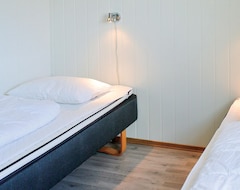 Toàn bộ căn nhà/căn hộ 4 Bedroom Accommodation In Farsund (Farsund, Na Uy)