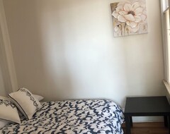 Koko talo/asunto Cozy 2 Bedroom On A Quite Street (Chicago, Amerikan Yhdysvallat)