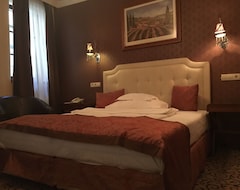 Hotel Capitulum (Györ, Hungary)