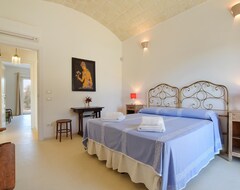 Toàn bộ căn nhà/căn hộ 4 Bedroom Accommodation In Ciorlano -ce (Ciorlano, Ý)