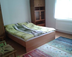 Hele huset/lejligheden Holiday House With Garden Only 50 Meters From The Center (Tihany, Ungarn)