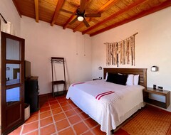 Hotel Casa Entrevez (Valle de Guadalupe, Mexico)