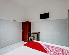 Hotel OYO 92124 Raya Permai Homestay Syariah (Pamekasan, Indonezija)
