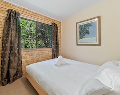 Hotel Whispering Trees (North Stradbroke Island, Australia)