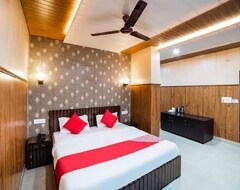 Oyo 42759 Hotel Krazy (Haldwani, Indien)