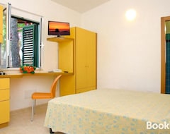Otel Gattarella Family Resort - Self Catering Accommodations In The Pinewood (Vieste, İtalya)