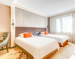 Hotel Huayi Oriental Business (Harbin, China)