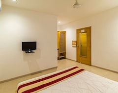 Khách sạn OYO 5471 Hotel De Ecobiz (Ahmedabad, Ấn Độ)
