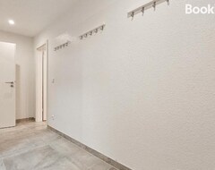 Tüm Ev/Apart Daire 3 - 5 Room Apartments - 20 Min Messe Dusseldorf (Willich, Almanya)