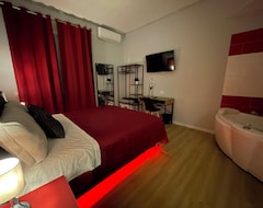 Hotel Vomero Suite And Deluxe Room (Napoli, Italien)