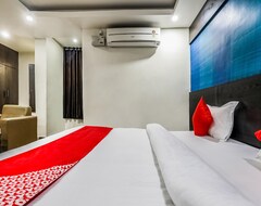 Hotel OYO 11938 Mitra Residency (Warangal, Indija)