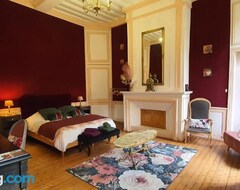 Bed & Breakfast Manoir Saint Ouen Suite Familiale (Sideville, Pháp)