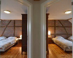 Koko talo/asunto Lovely House With Much Luxury And Comfort (Waimes, Belgia)