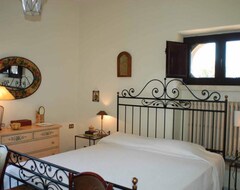 Hotel Luxury Villa With Private Pool And Park (Albano Laziale, Italien)