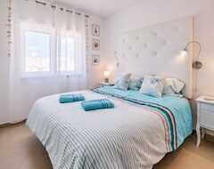 Cijela kuća/apartman Apartment Miramar Directly On The Sea With Dreaming Sea View (Silves, Portugal)