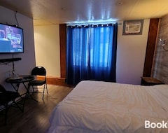 Toàn bộ căn nhà/căn hộ Chambre, Douche Et Spa (tres Intime) (Shawinigan-Sud, Canada)