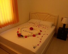 Khách sạn Deluxe Double Room With Balcony (Haa Alifu Atoll, Maldives)