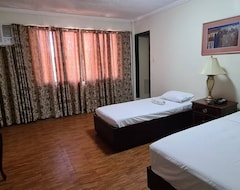 Hotel The Alpa (Batangas City, Philippines)