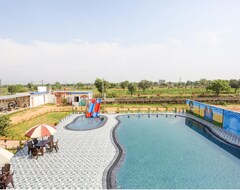 (SIK106 )Hotel Golden Palace & Resort (Neemrana, Indien)