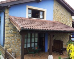 Toàn bộ căn nhà/căn hộ House With 2 Bedrooms, For 2/4 People In Rural Area Of The East Of Asturias (Infiesto, Tây Ban Nha)