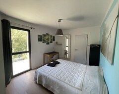 Cijela kuća/apartman Villa Surrounded By Vineyards: Modernity, Calm And Rest (Uchaux, Francuska)