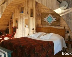 Toàn bộ căn nhà/căn hộ Chambre Dhote Atypique, Cabane Du Trappeur, West Little Ranch (Guiscriff, Pháp)