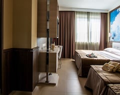 Khách sạn Hotel Eracle (Volla, Ý)