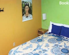 Casa/apartamento entero Colorida Casa Azul En Texcoco Centro Wifi Cocina (Texcoco de Mora, México)