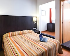 Khách sạn Hotel Miramar (Badalona, Tây Ban Nha)