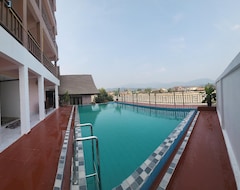Khách sạn Vangvieng Sisavang Mountain View Hotel (Vang Vieng, Lào)