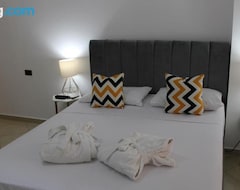 Khách sạn Apartment Inside 5 Star Hotel Private Beach With Reef (foreigners Only) (Hurghada, Ai Cập)