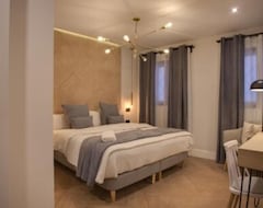 Hotel Suites You Soho (Madrid, Spain)