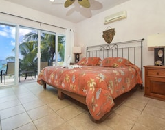 Hele huset/lejligheden Villa Sol Haa, Exclusive Beachfront Villa With Pool, Ac, Staff, And Kid Friendly (Cozumel, Mexico)