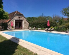 Tüm Ev/Apart Daire Nice 2 Bedroom Cottage Surrounded By Nature, Pool And Games Room Access (Curemonte, Fransa)