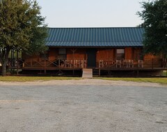 Casa/apartamento entero Rustic Lodge Getaway. (Santa Anna, EE. UU.)