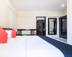 Khách sạn Capital O 36472 Hotel Raj Vista Suites (Nelamangala, Ấn Độ)