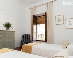 Entire House / Apartment Casa Palacio Vida (Espejo, Spain)