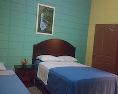 Hotel Guesthouse Dos Molinos B&B (San Pedro Sula, Honduras)