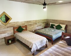 Hele huset/lejligheden Beautiful House In Guapimirim With 7 Suites With Air Conditioning (Guapimirim, Brasilien)