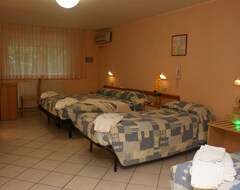 Hotel Letizia (Rimini, Italy)