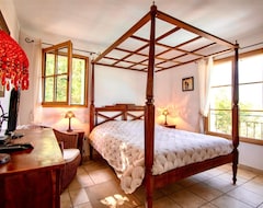 Toàn bộ căn nhà/căn hộ Ritzy Villa In Villars With Sauna & Private Pool (Villars, Pháp)