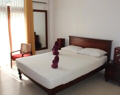 Otel Villa Kapuru (Negombo, Sirilanka)