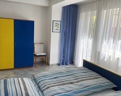 Toàn bộ căn nhà/căn hộ You Can Expect A Bright And Very Sunny 70 Sqm 3 Room Apartment. (Freudenstadt, Đức)